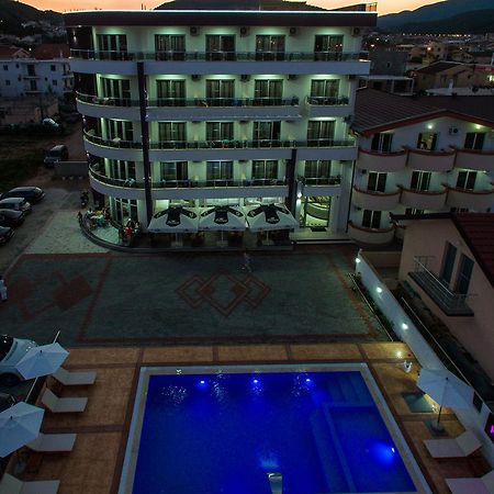 Hotel Edita Ulcinj Exterior photo