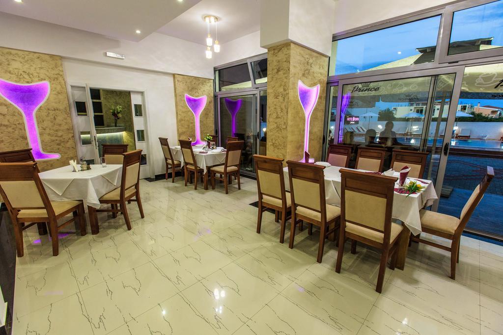 Hotel Edita Ulcinj Exterior photo